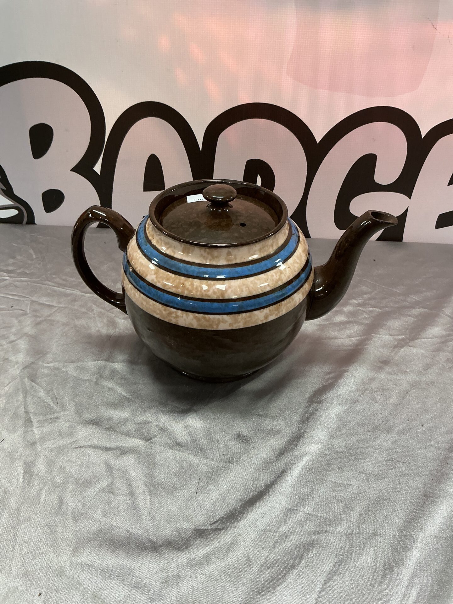 409 Sadler Pottery Tea Pot
