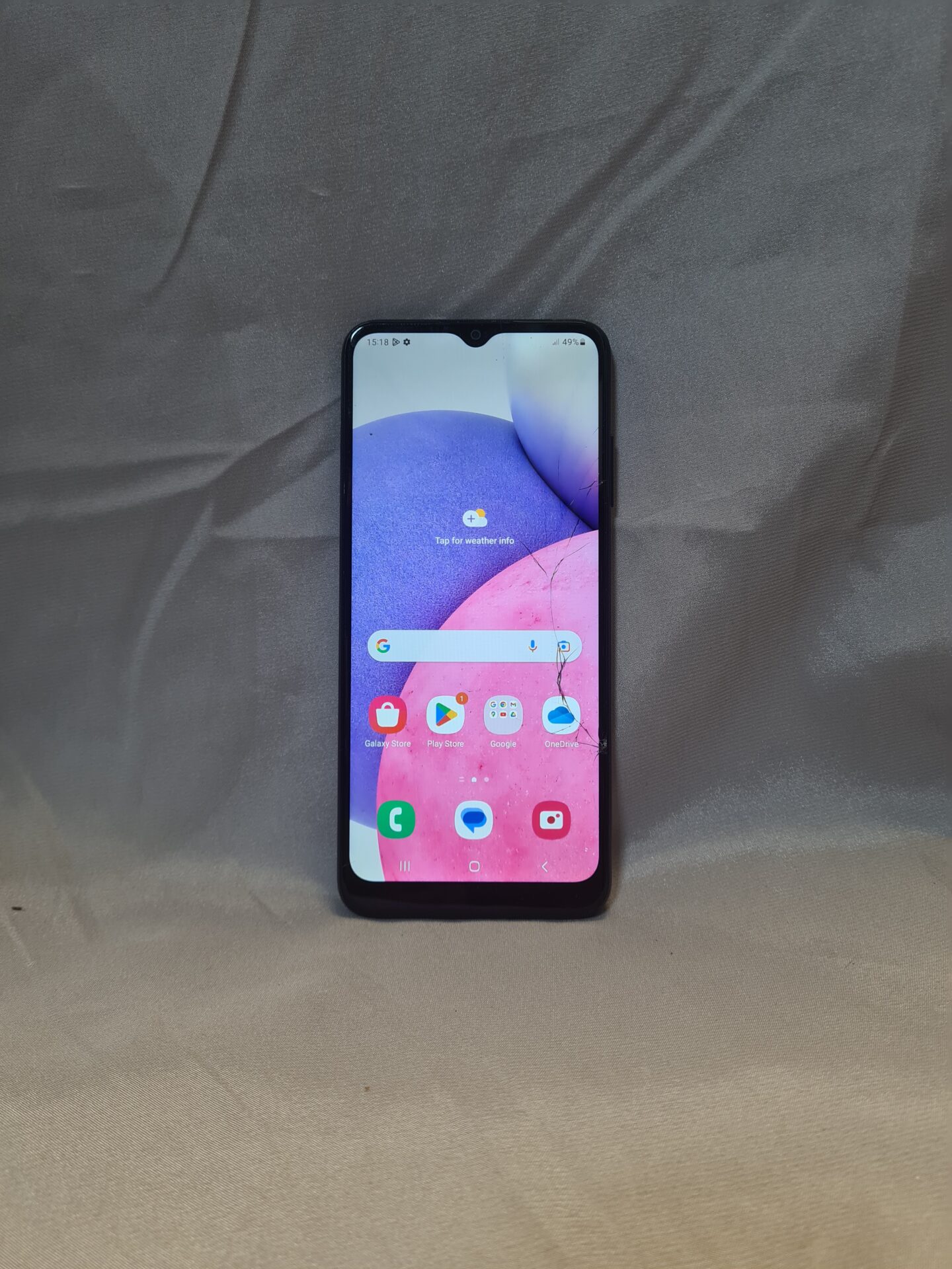 223 Samsung Galaxy A03s Smartphone Working. Has Crack On Screen