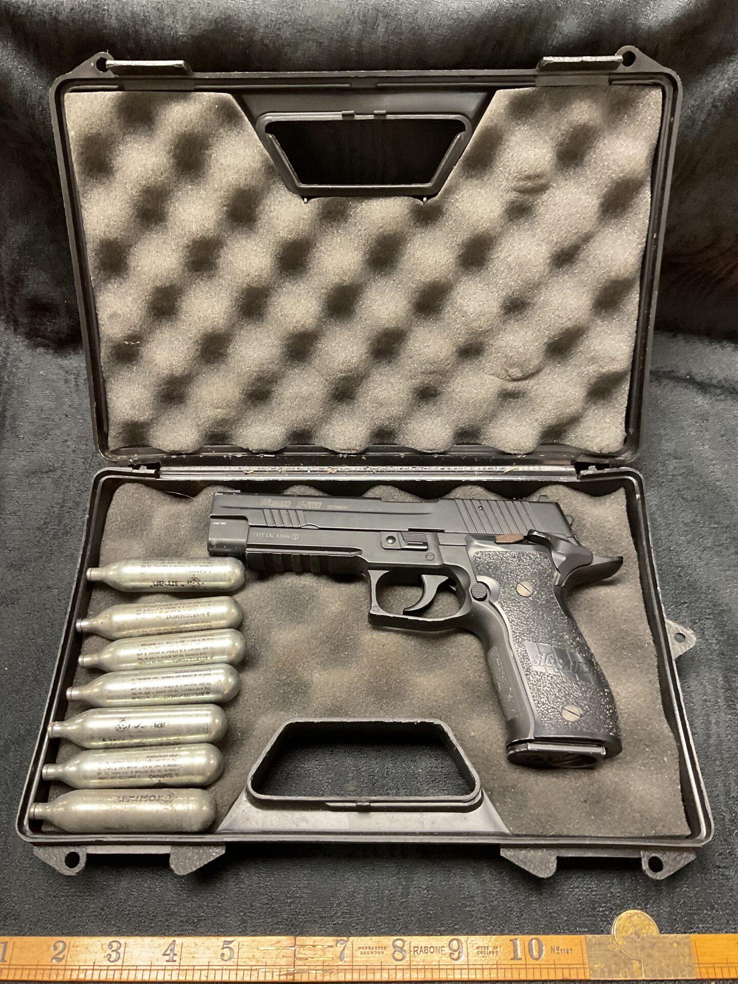 945 Sig Sauer .177 cal Co2 Pistol in case with spare gas cylinders