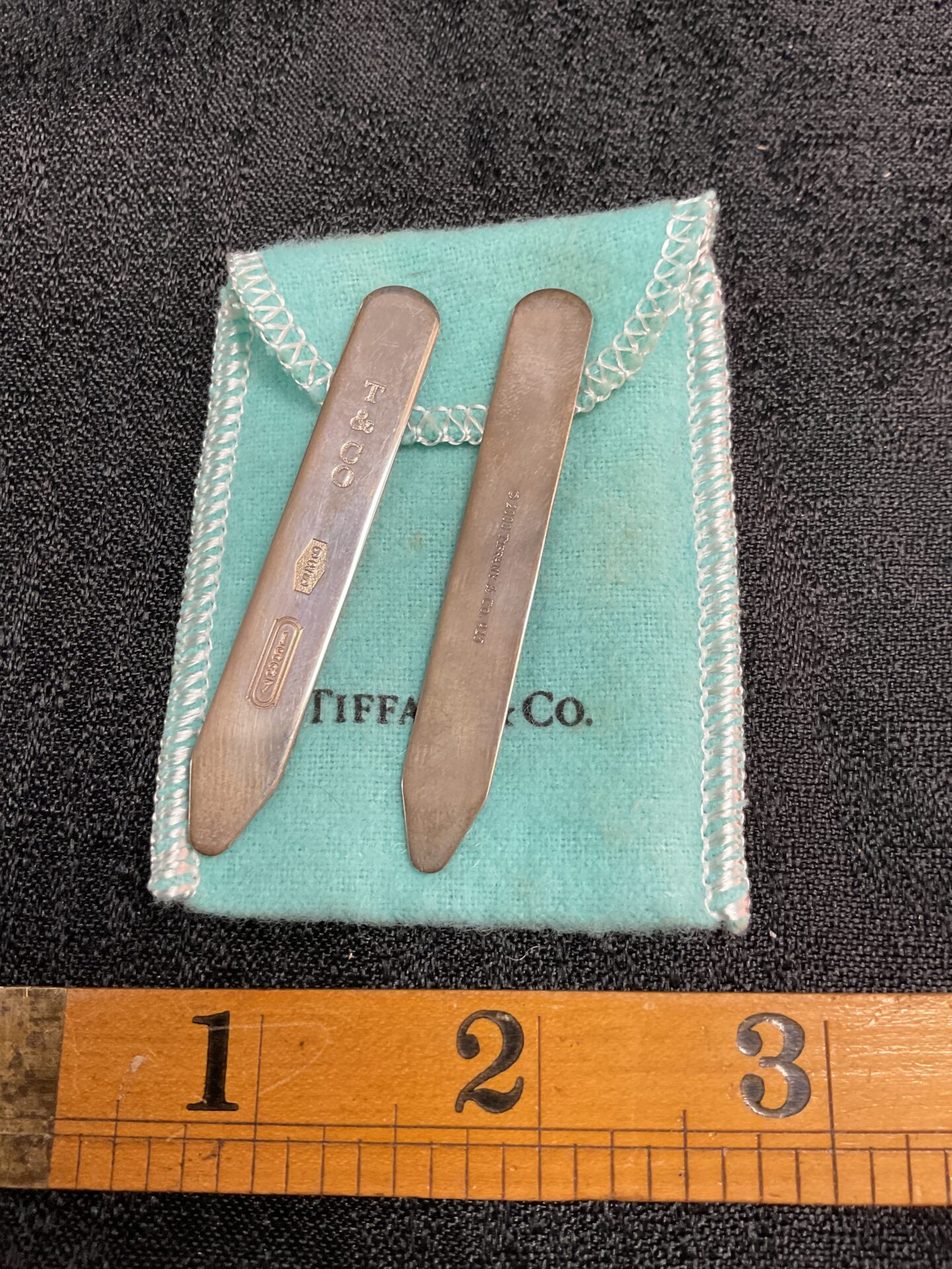 897 Pair of 925 silver collar stays stiffeners with pouch