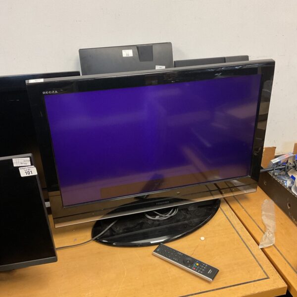 Black Toshiba Regza 32 inch LCD TV, vintage television set.