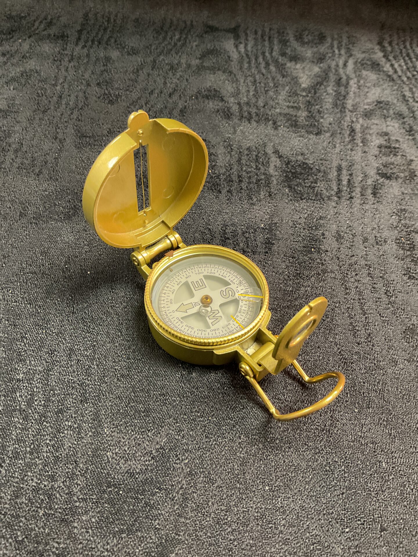 841 Engineers Directional Compass