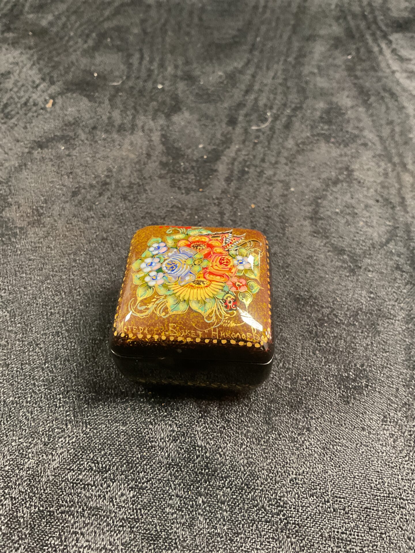 851 Vintage hand painted laquer box