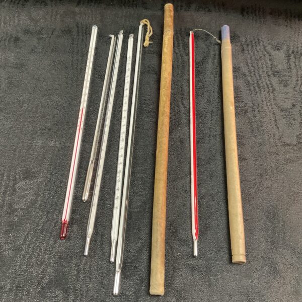 Lot of vintage thermometers including Griffin and George examples.