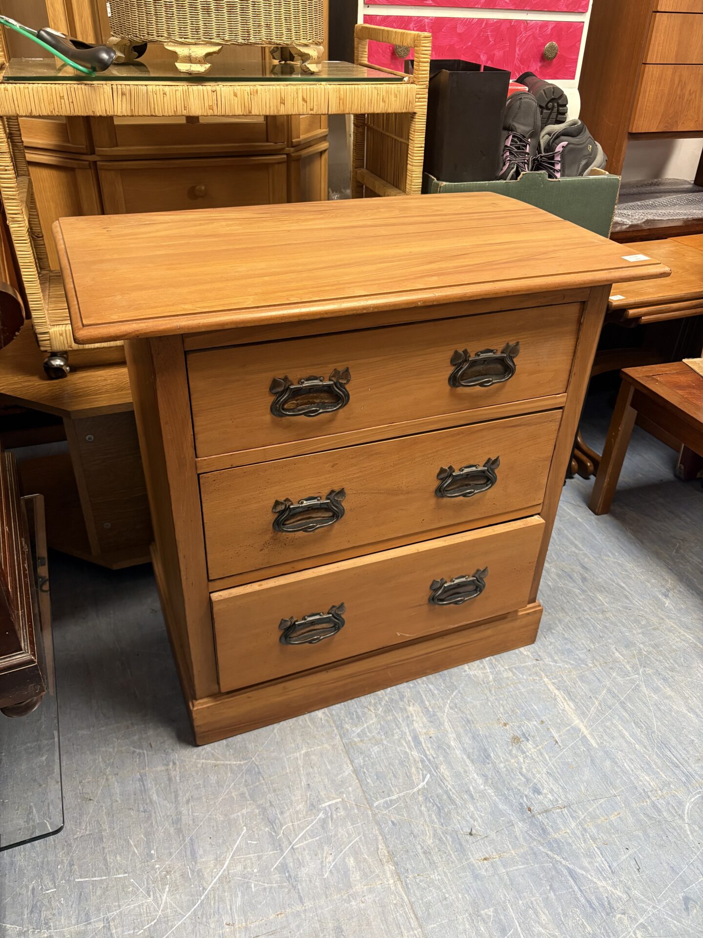 402 solid birch cherry wood three-drawer chest of drawers