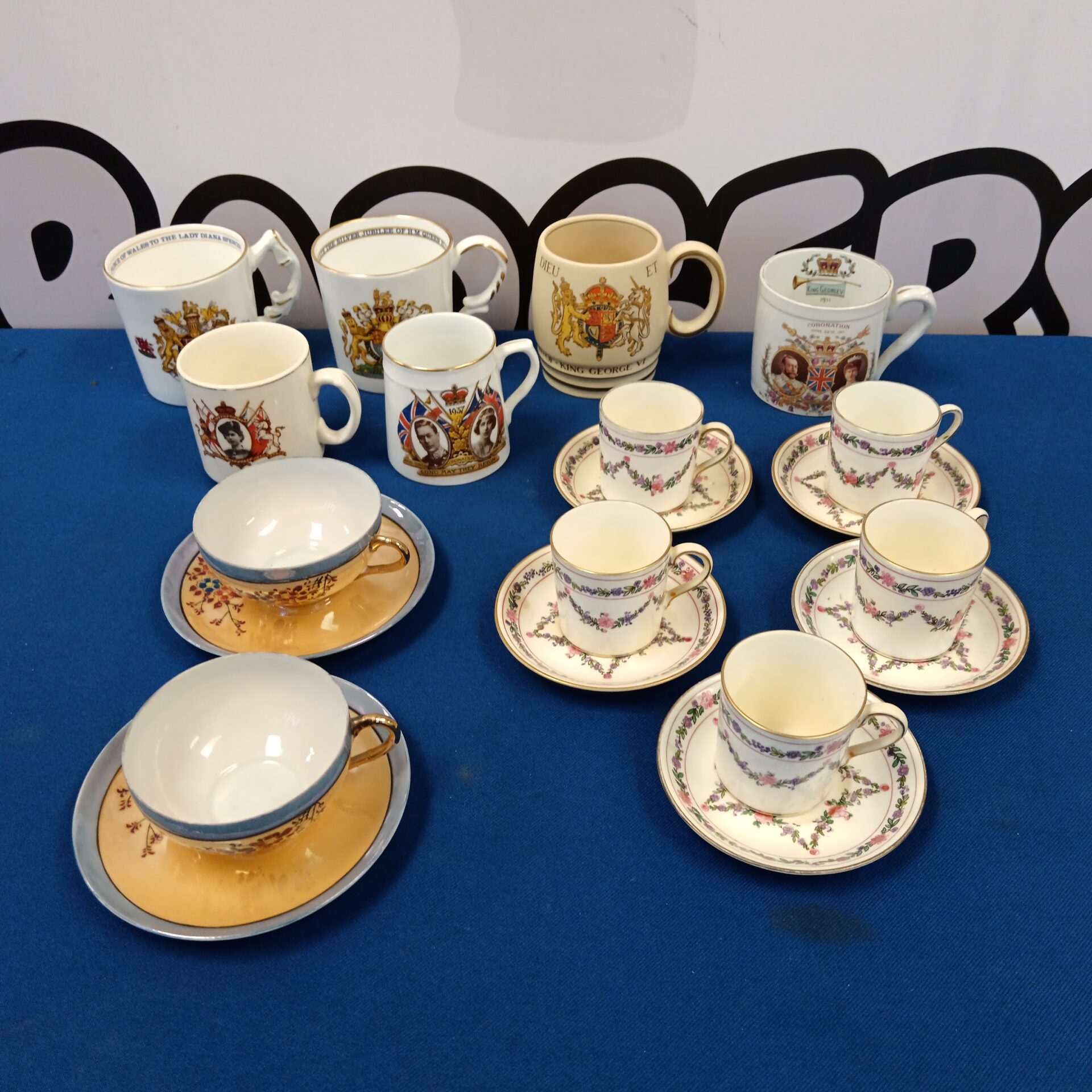 094 Box of commemorative ware & china including mug from capt & Mrs Stewart liberty 1937