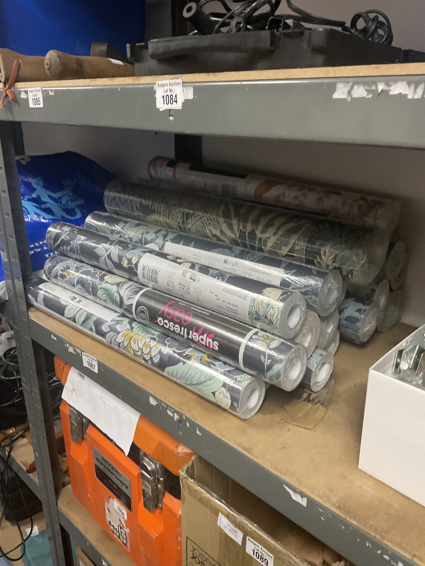 1087 Quantity of new rolls of assorted floral wallpaper