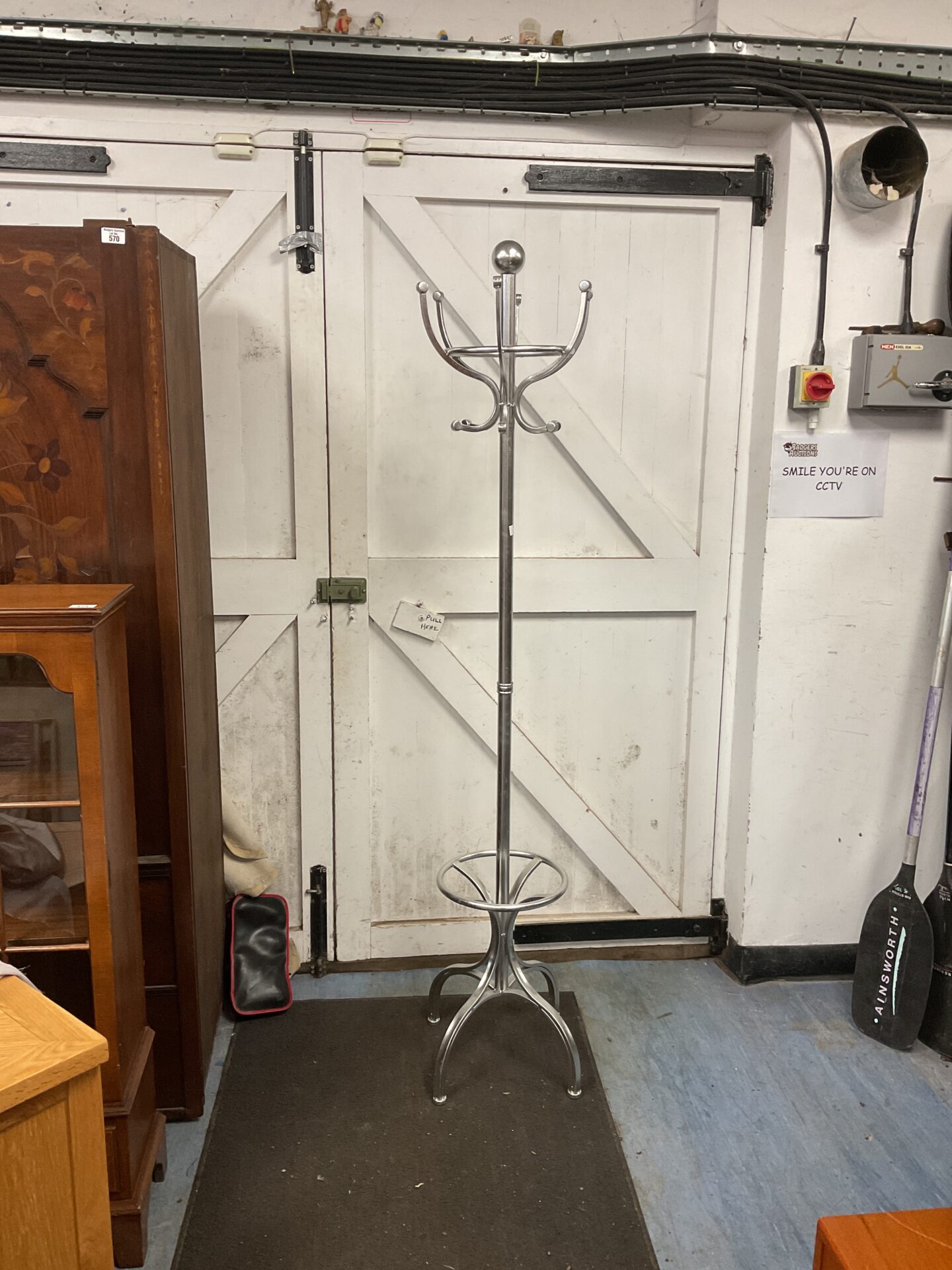635 Aluminium Coat and Hat Stand