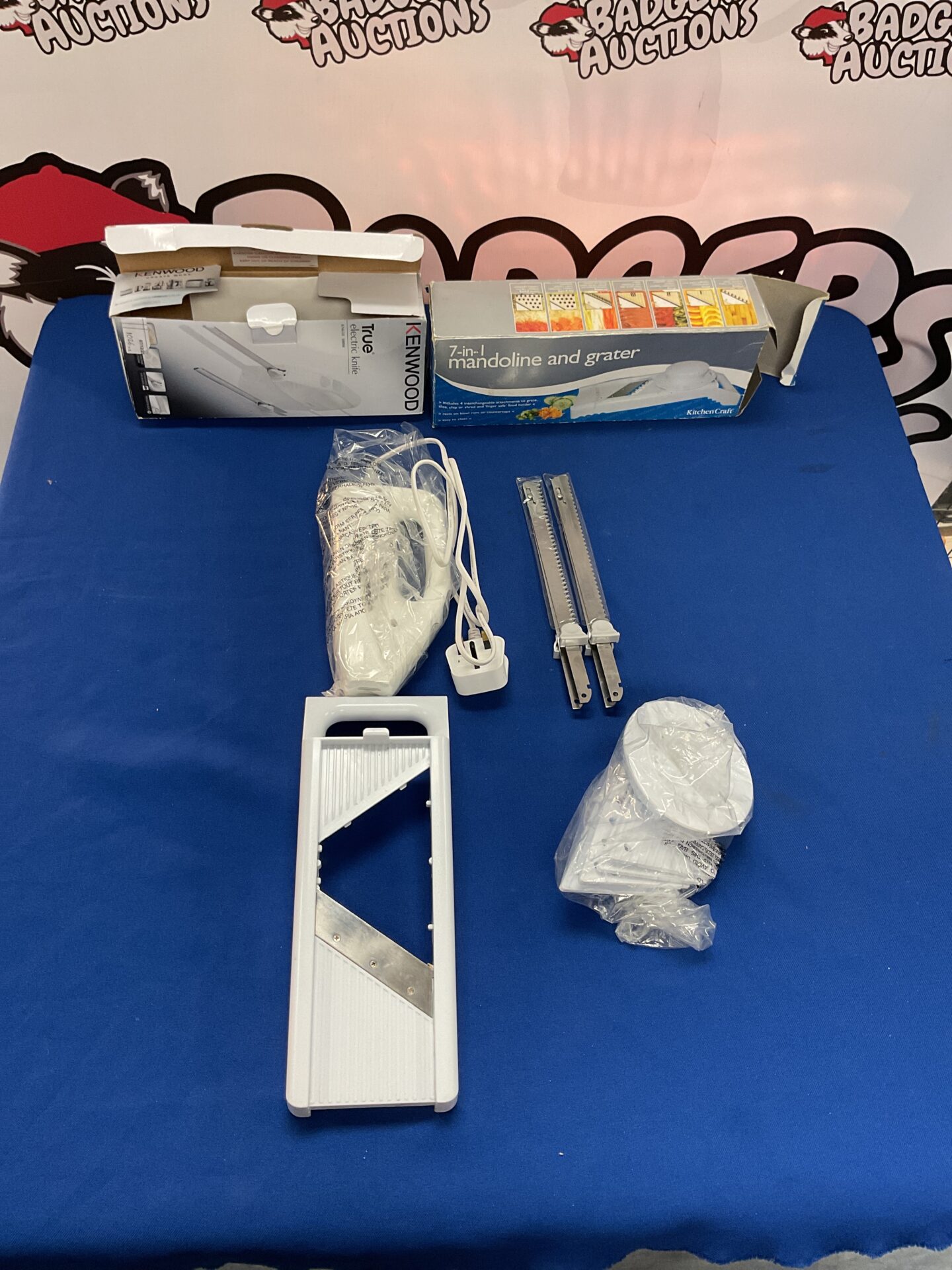 513 7 in 1 mandoline and grater inc Kenwood electric knife