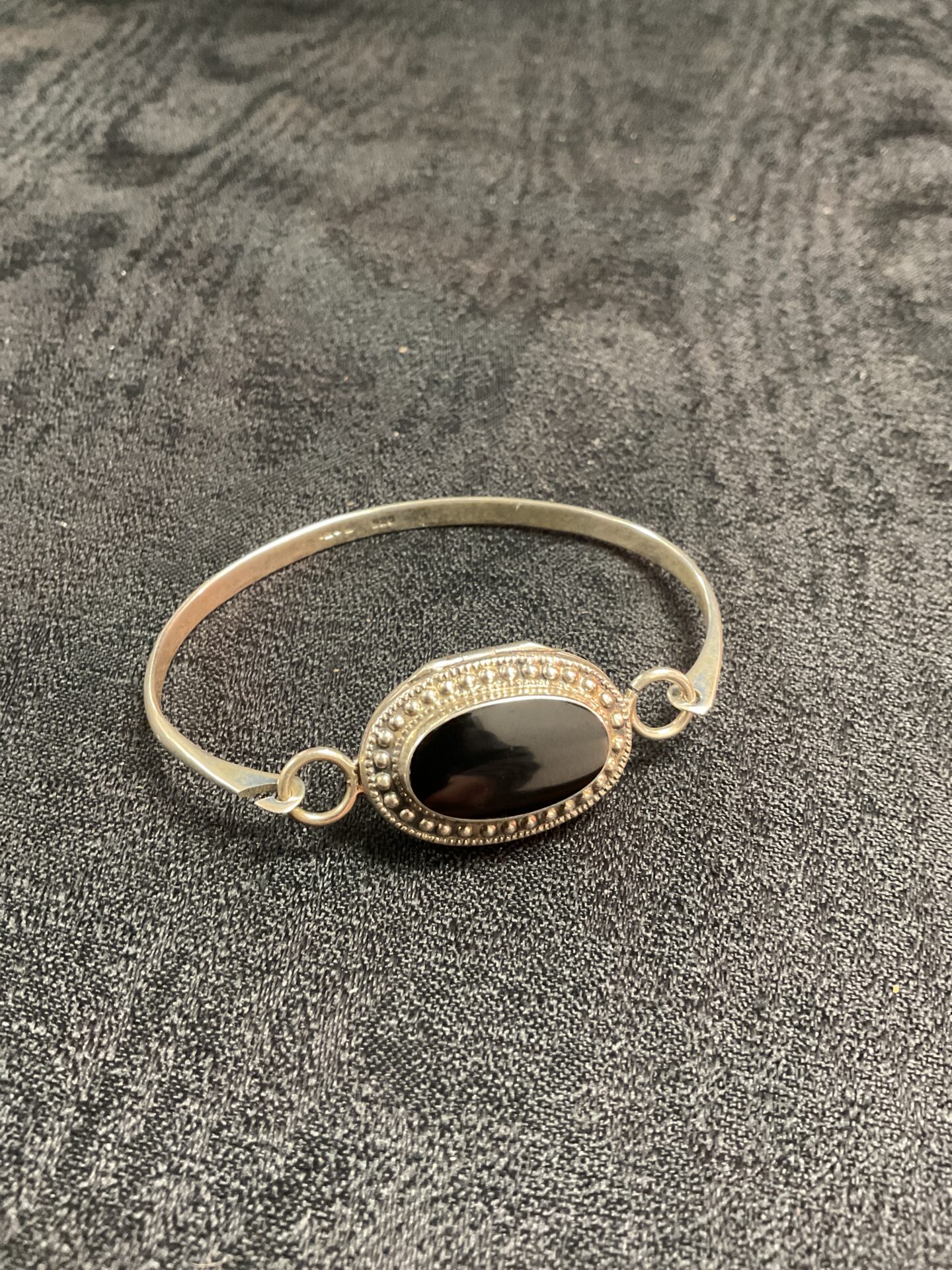 925 925 Silver onyx locket bracelet 20g