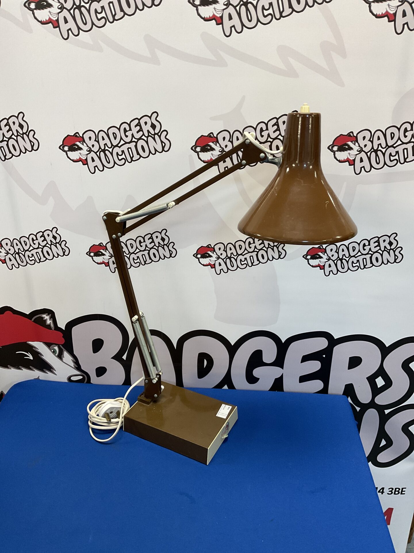 046 Vintage anglepoise style desk lamp