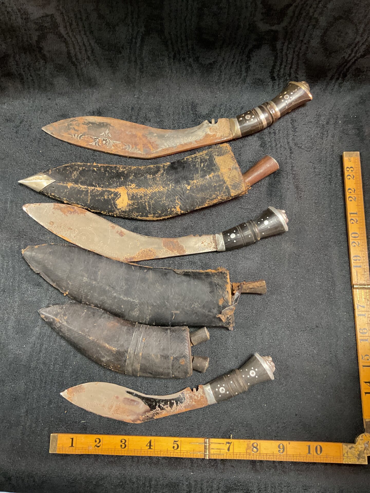 908 Three Vintage indian Khukuri
