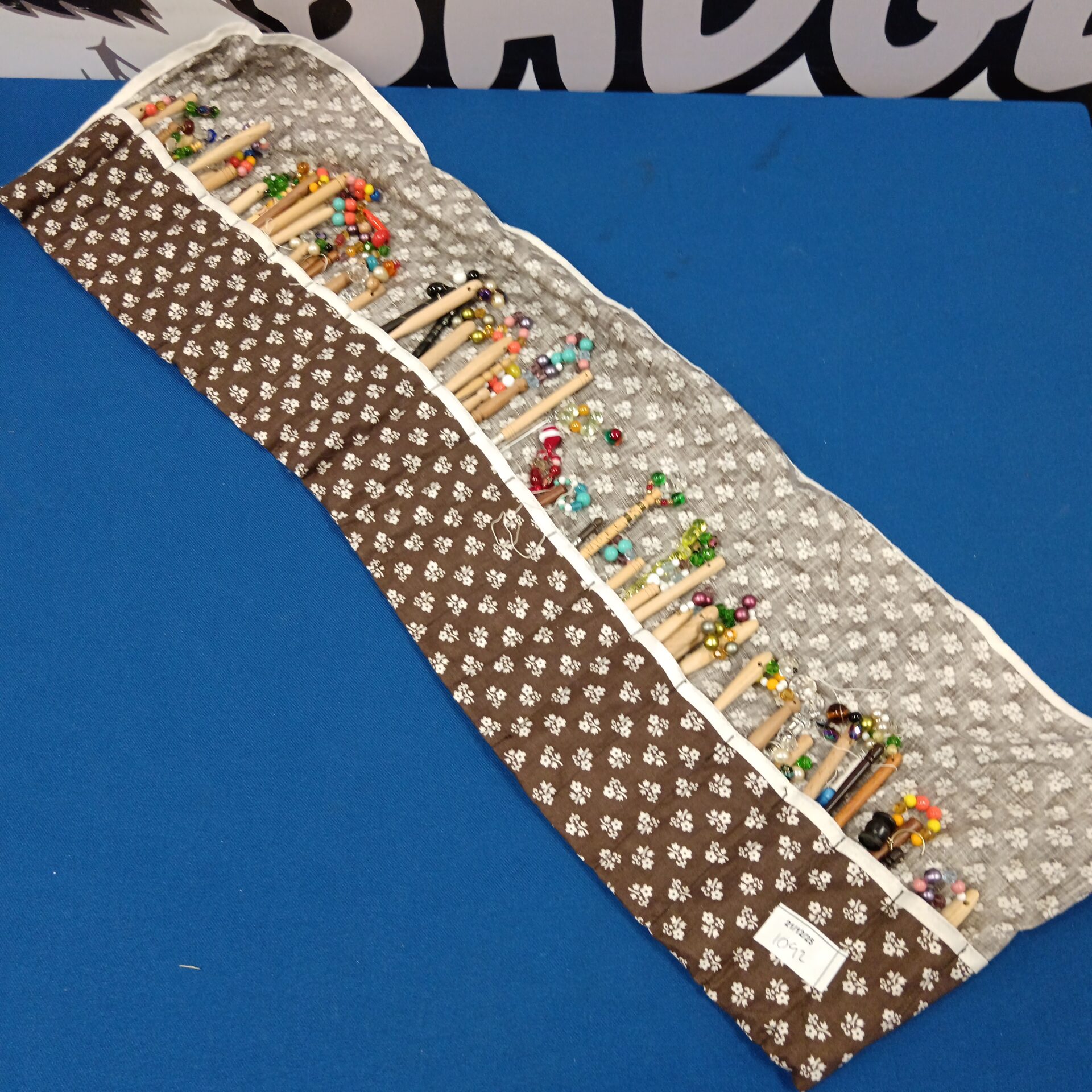 064 Collection of lace making bobbins
