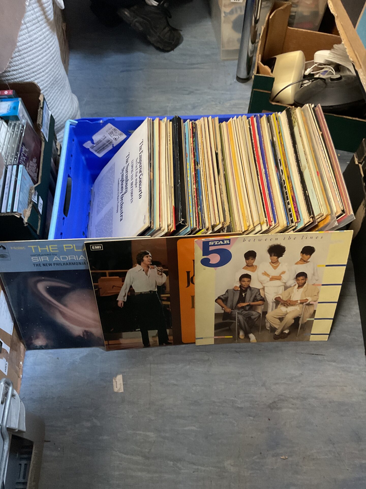 253 Box of mixed 12” inch vinyl