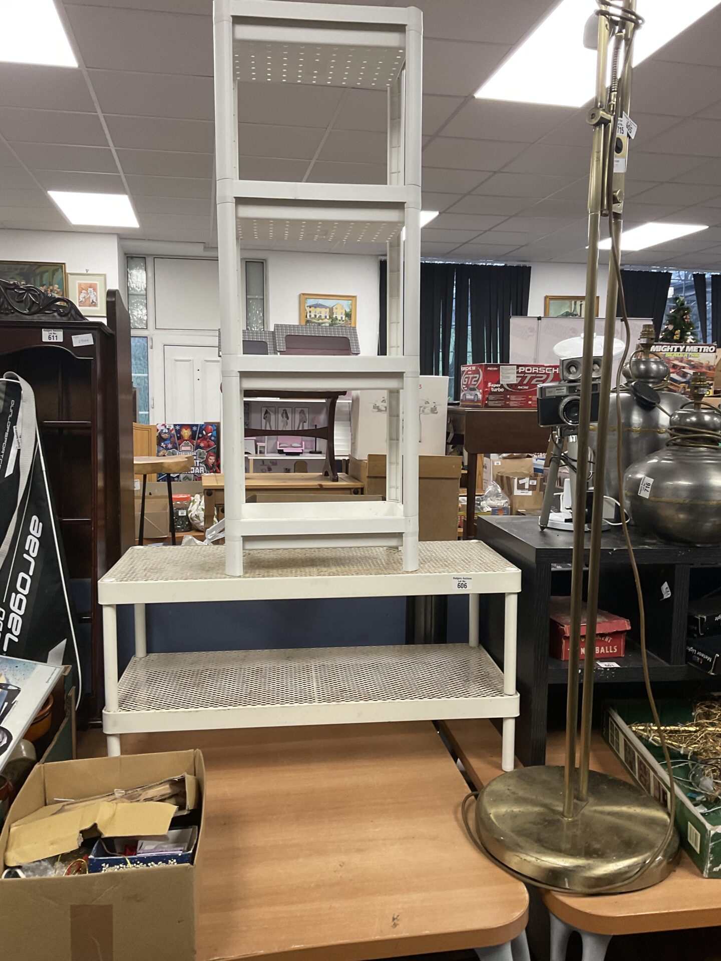 996 Mackapar Shoe rack and standing shelf