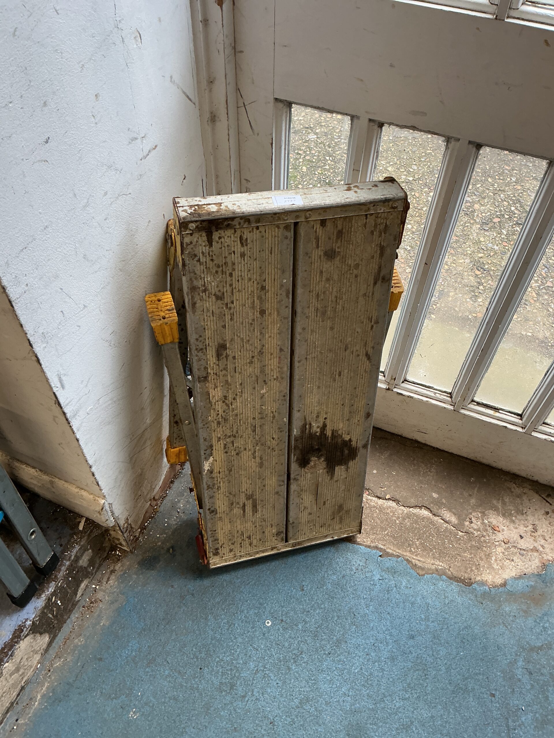 1282 Aluminium Decorators Step