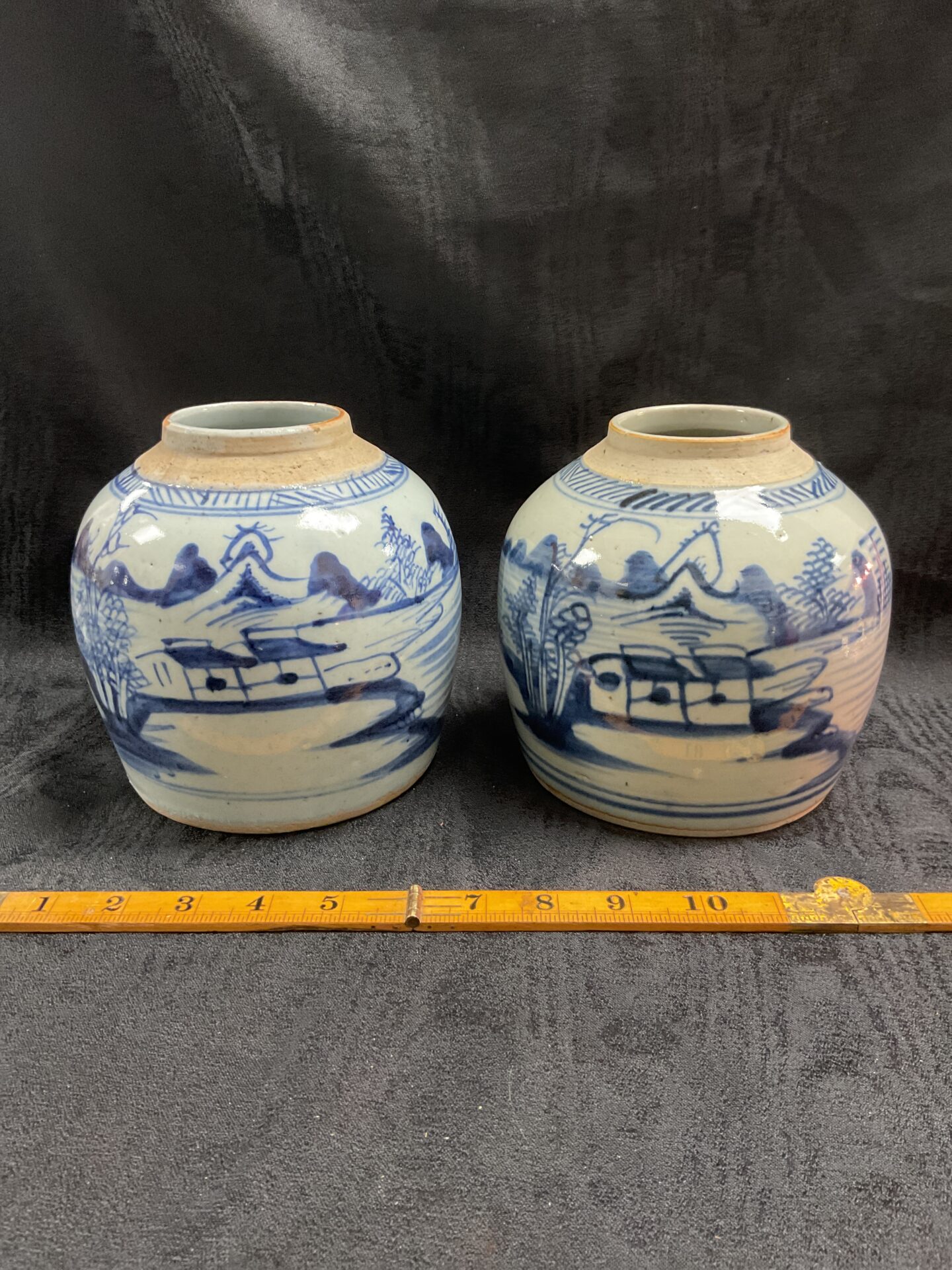 881 Two 18th century blue and white hand decorated Chinese ginger jars