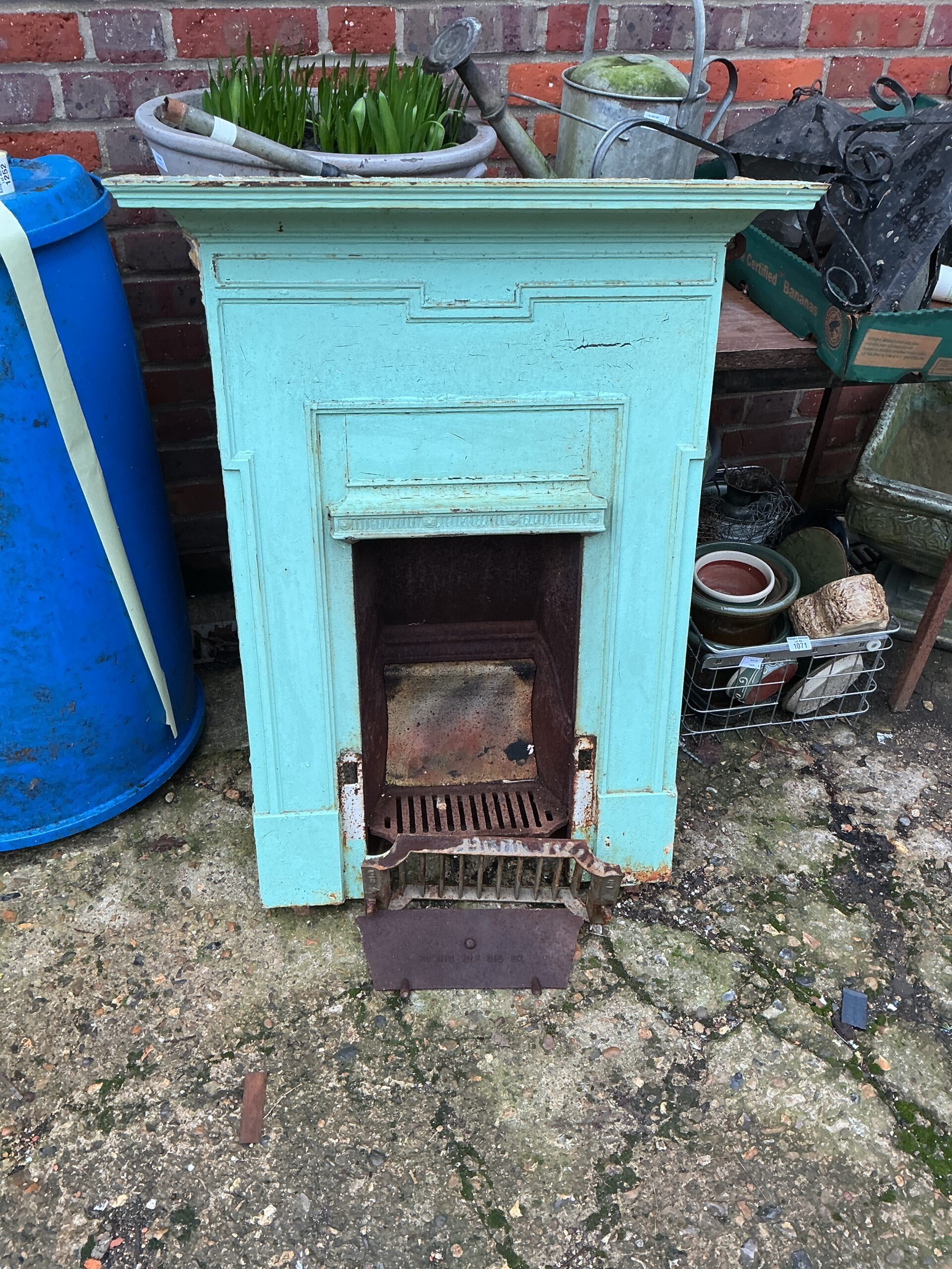1246 Antique metal Fire Surround