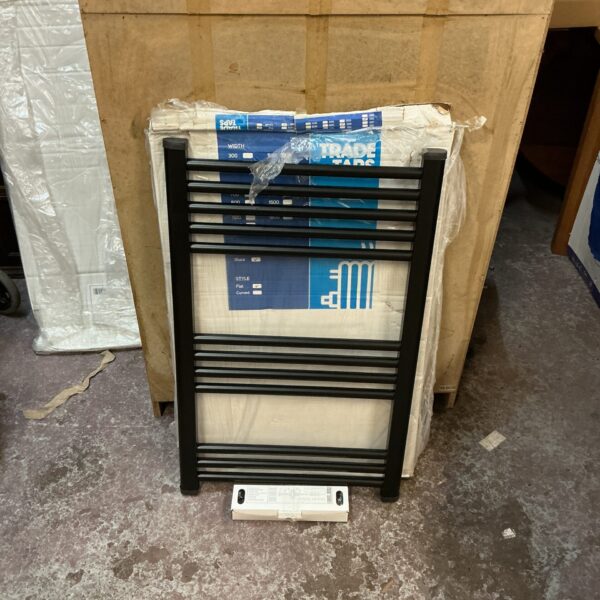 Black ladder rail from Top Taps, measuring 800x500, for bathroom use.