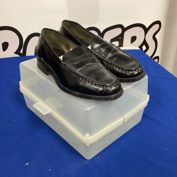Black leather Church shoes size 5, vintage formal footwear.