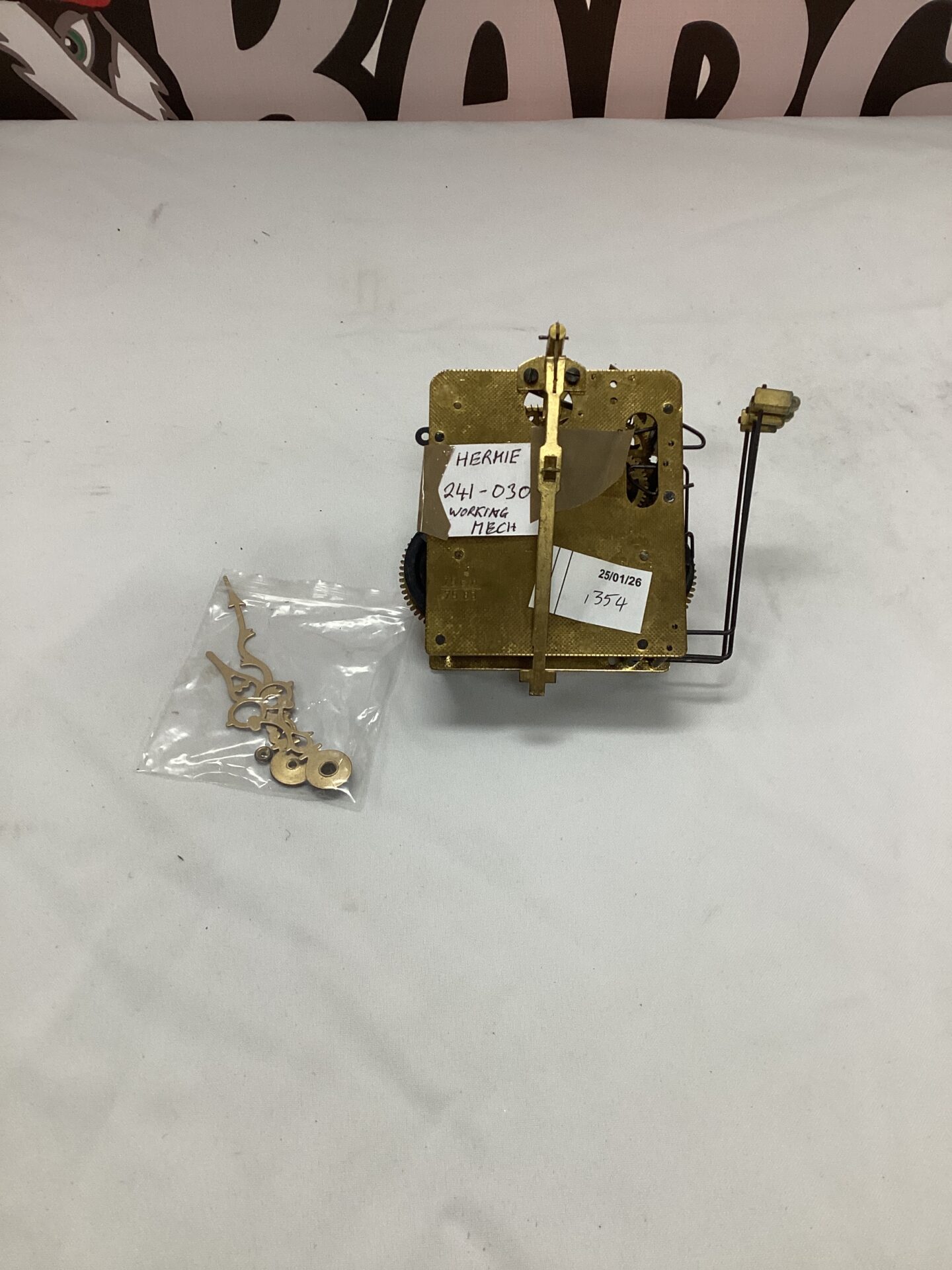 757 Hermie 241-030 Working clock movement