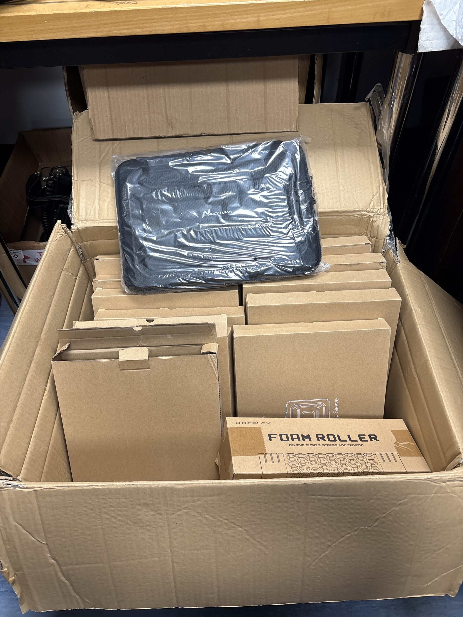 155 Box of 11 New Nacuwa 13 inch rugged laptop sleeves and doeplex foam roller