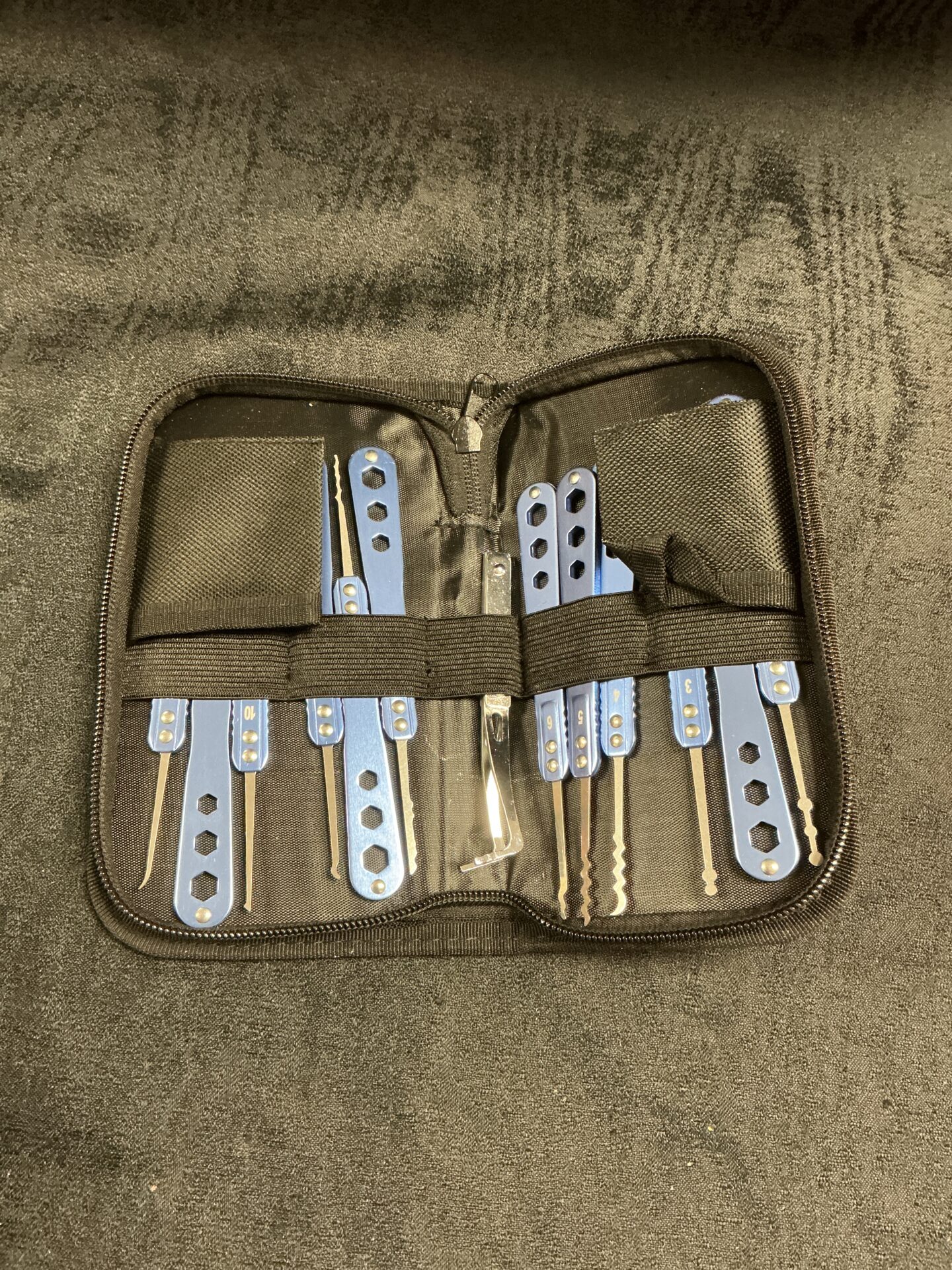 798 Lock smiths lock pick set
