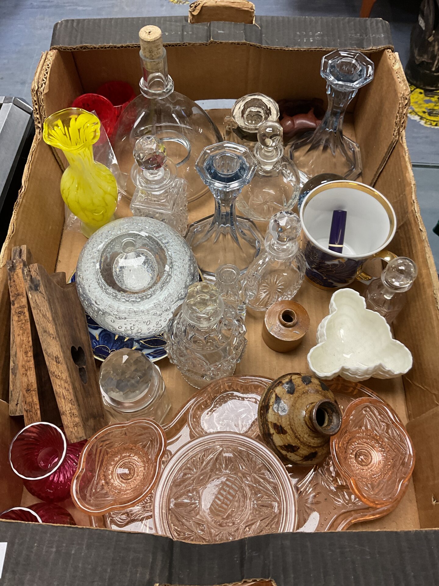 345 tray of mixed glass inc murano dartington and some china
