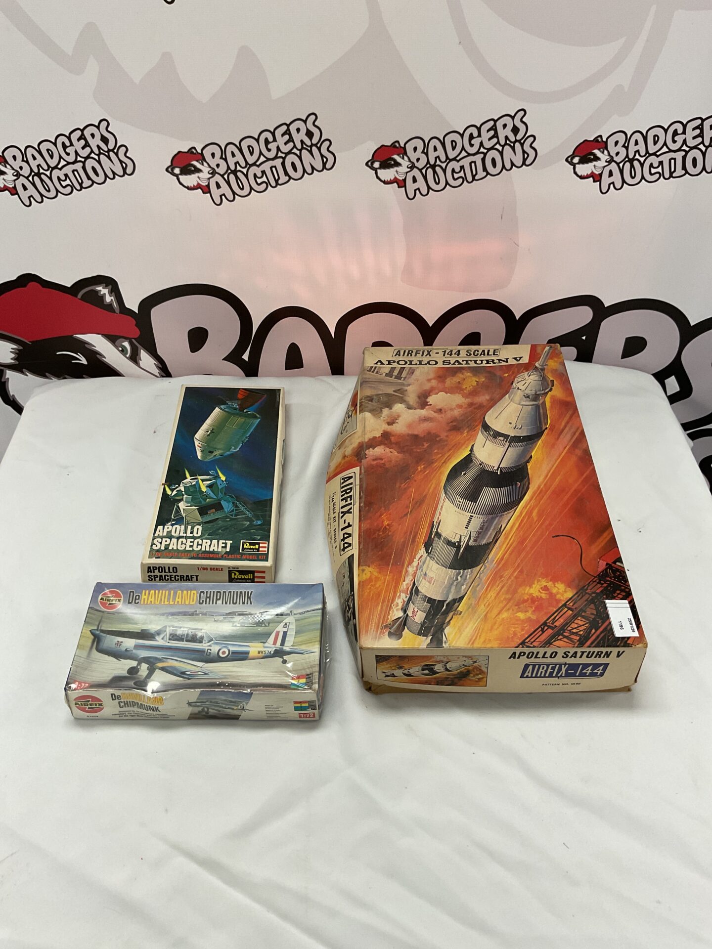 360 Revell Apollo Spacecraft 1/96 model kit, Airfix-144 Apollo Saturn V 1/144 model, and DeHavilland Chipmunk model kit