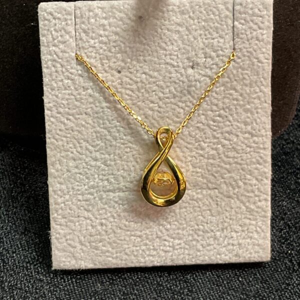 Pandora silvergilt necklace with shimmering white stone pendant.