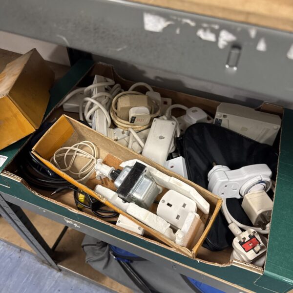 Selection of power extension leads and a USA 110v transformer.