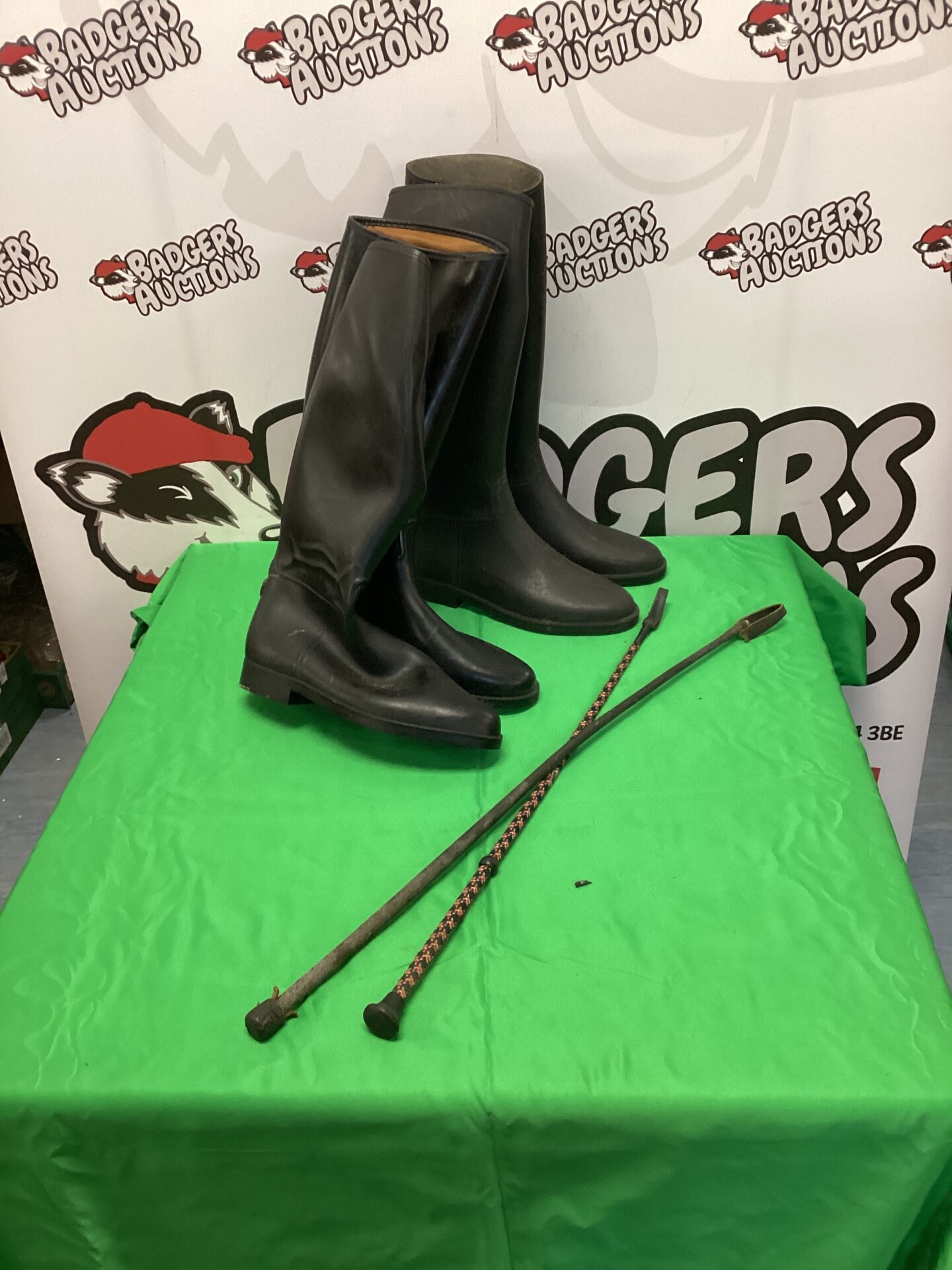 578 Two pairs of riding boots inc loveson size 9s & two riding crops