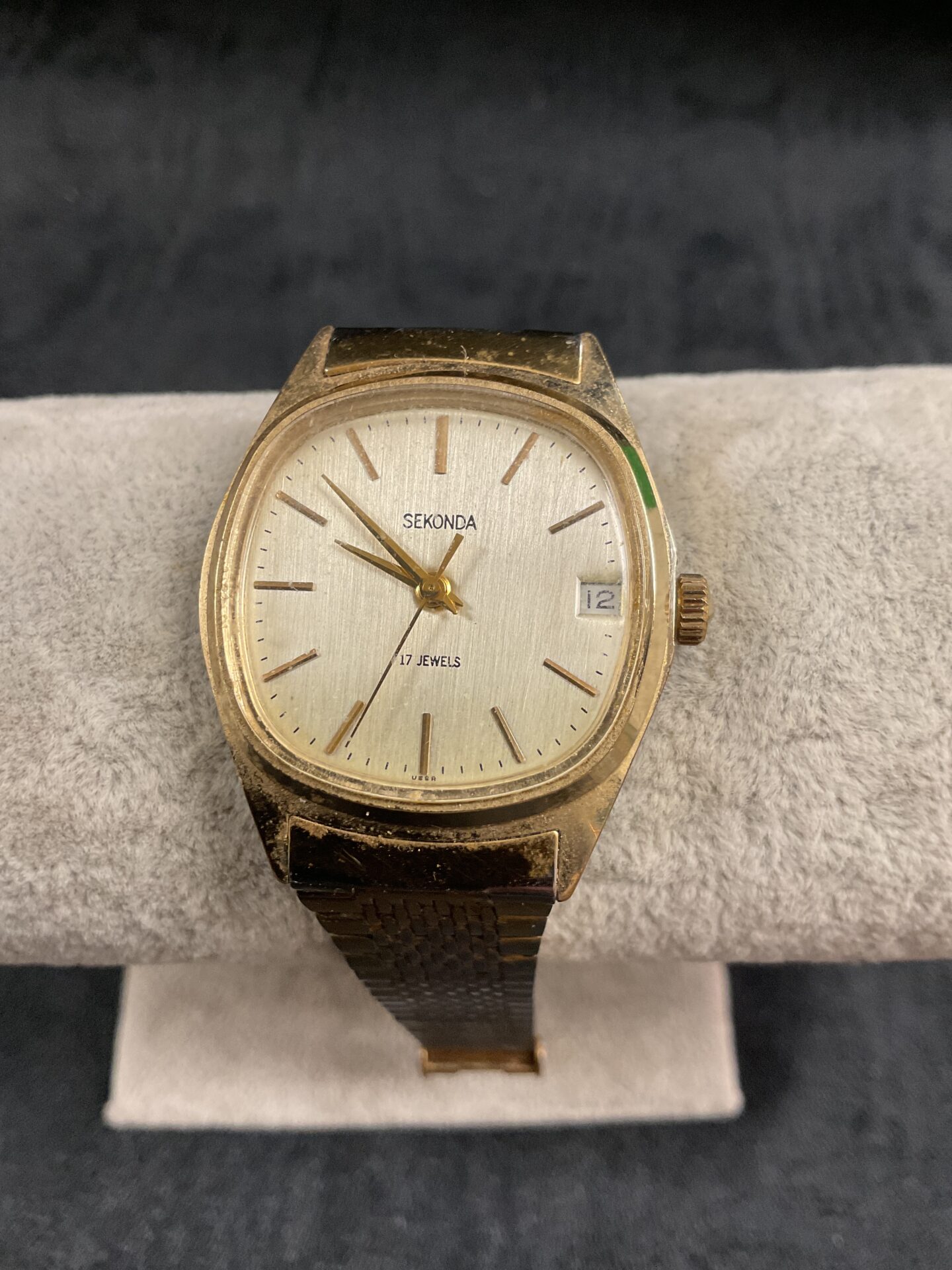 784 Sekonda gents mechanical wristwatch working