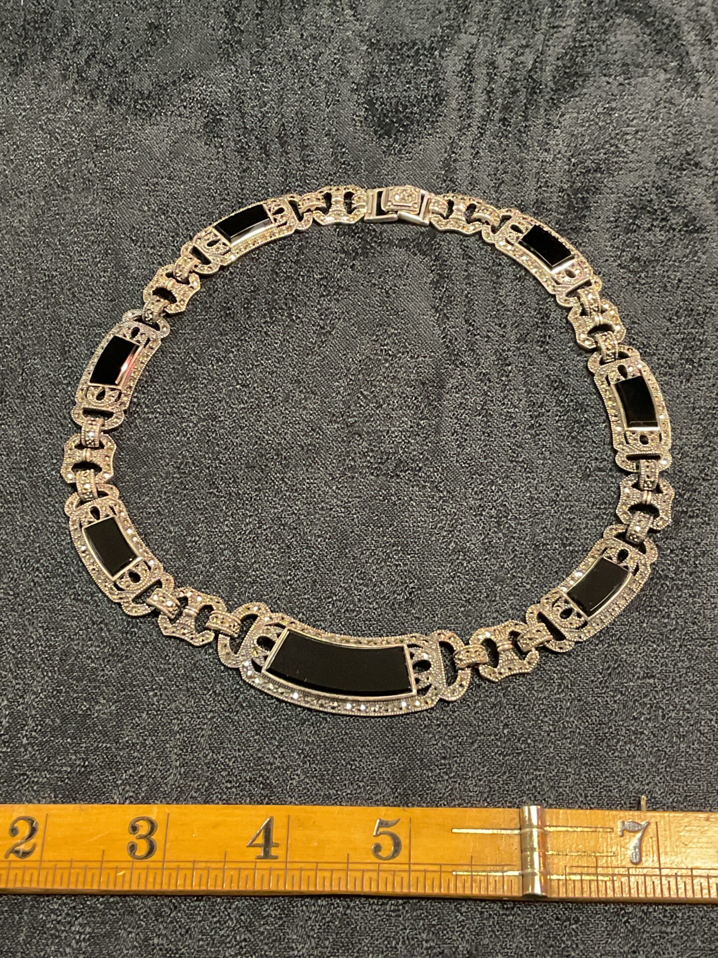 855 Sterling silver market seat and Onyx necklace