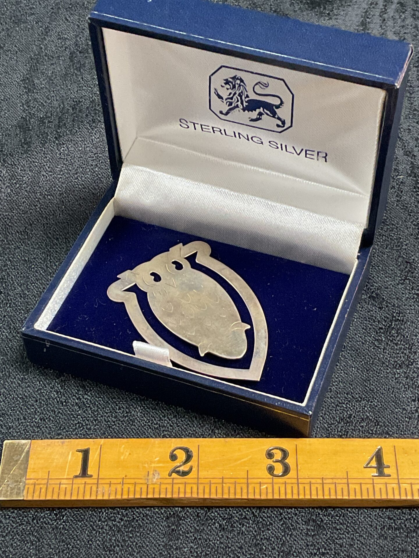 860 Hallmarked silver owl page marker clip 6.8g