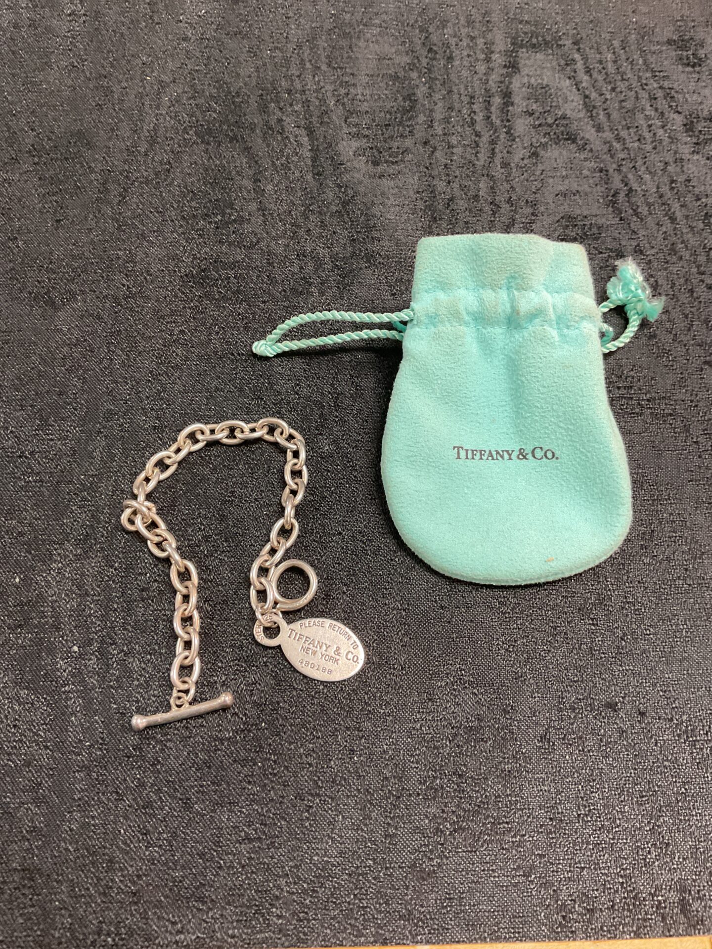 819 Tiffany Sterling 925 silver please return tag bracelet with pouch