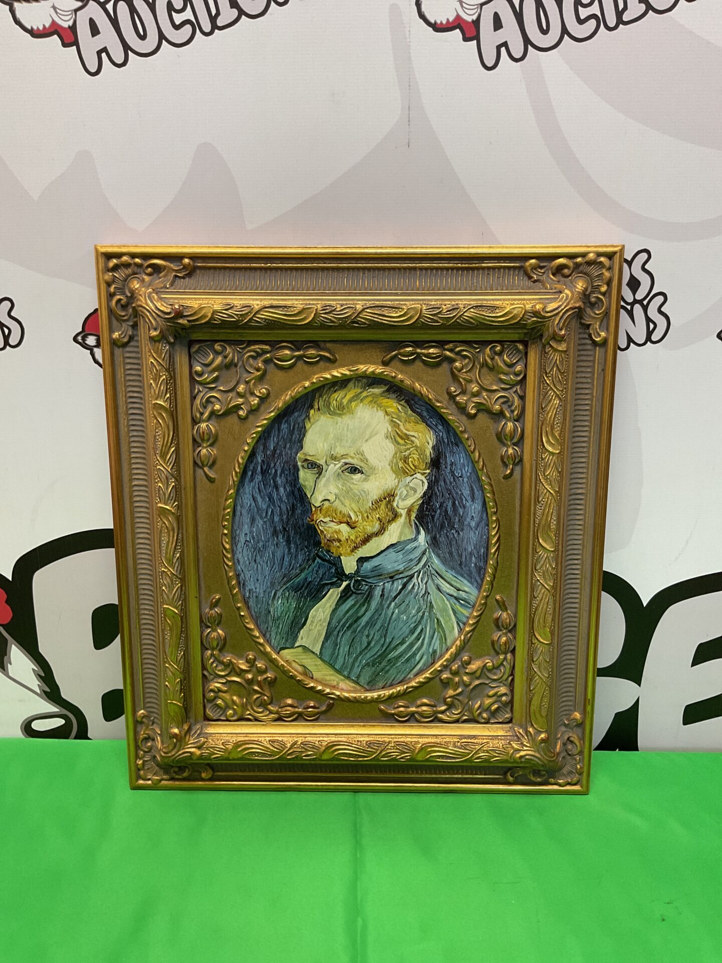 025 Gilt framed portrait print of artist van gogh