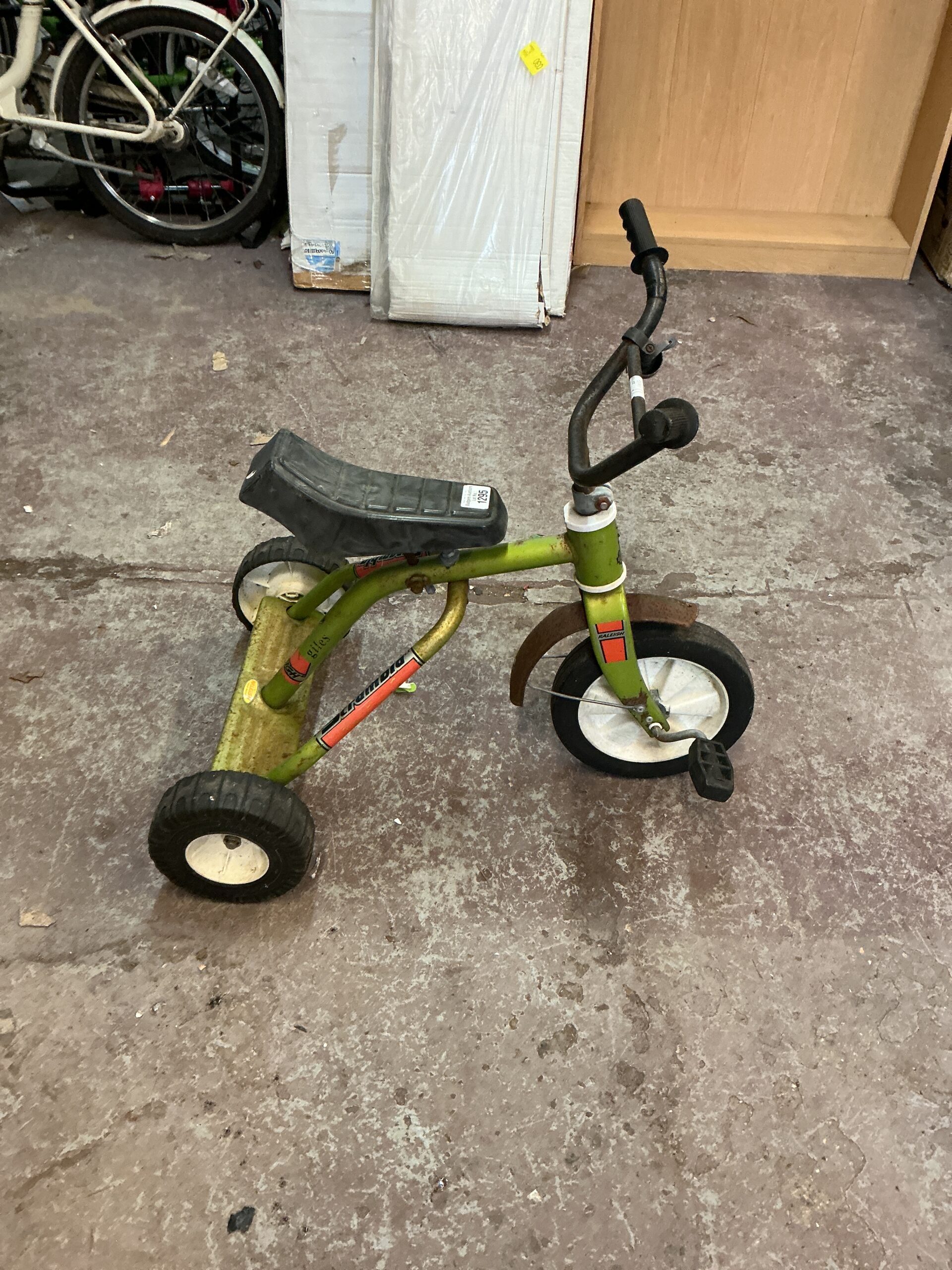 1256 Scrambler tricycle