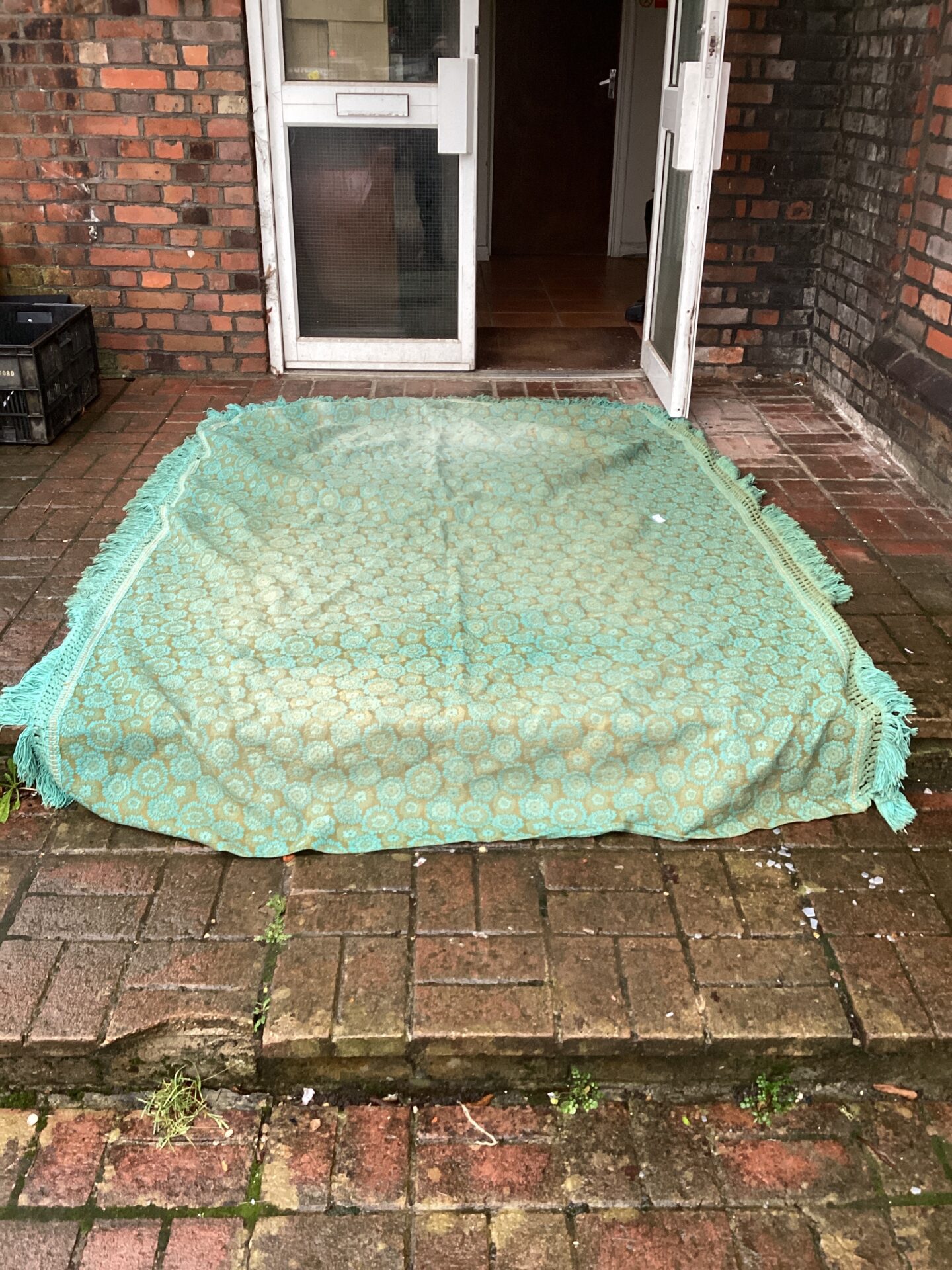 525 Sleep master double bed throw