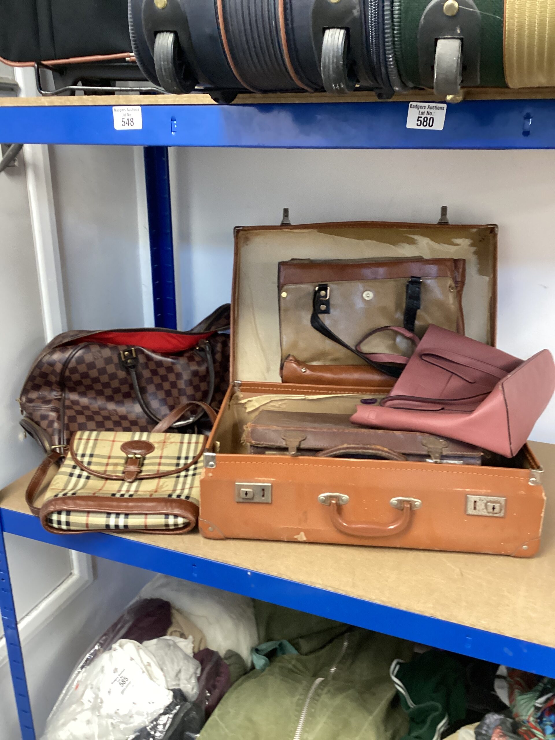 543 Two vintage suitcases & selection of leather bags
