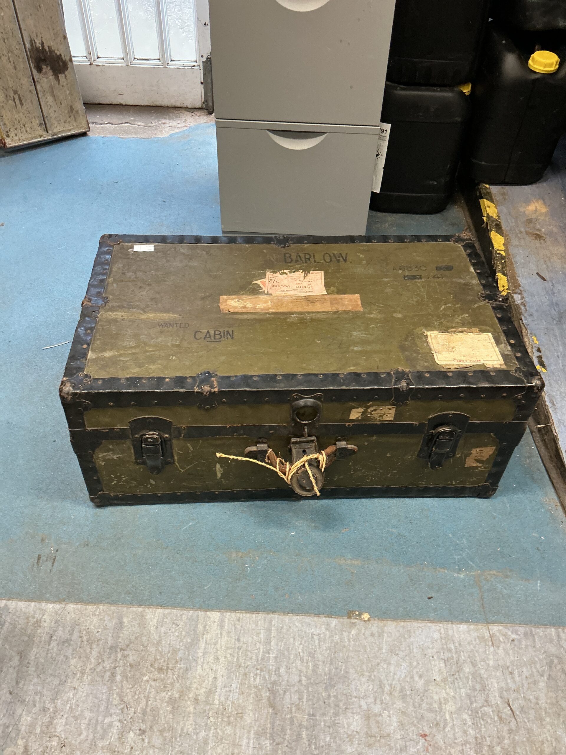 1291 Vintage Travel Trunk