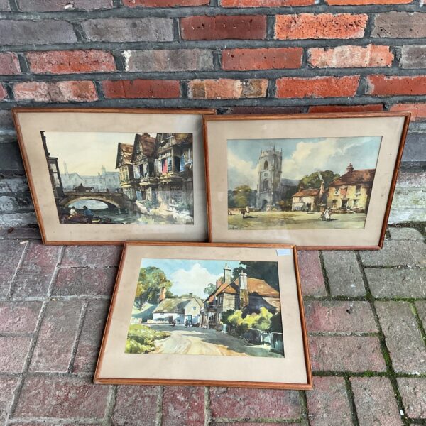 Vintage W Hyams country scene print in oak frame.