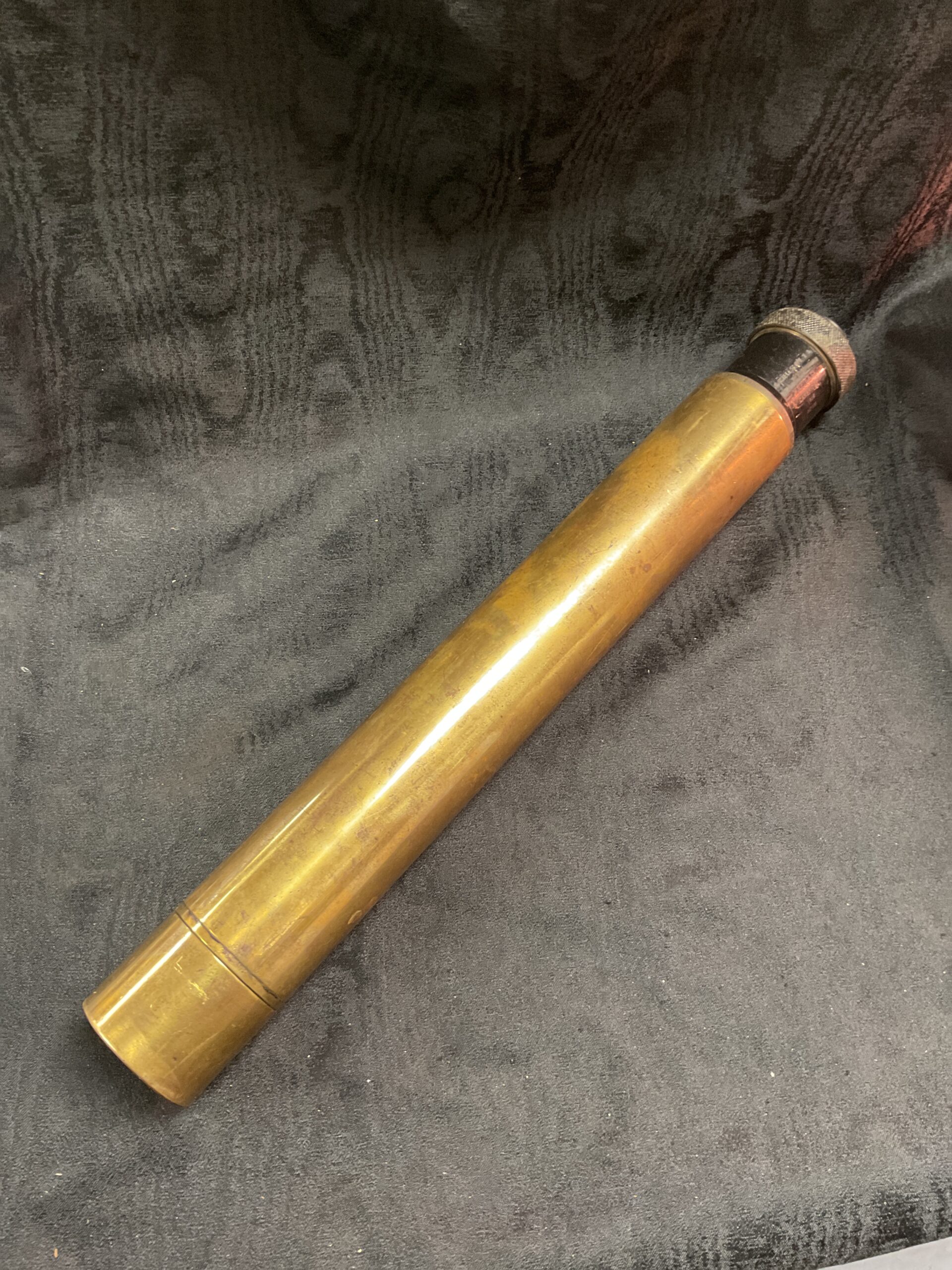930 World War I general service telescope times eight number 2281 made by WG Pye & co Cambridge 1918
