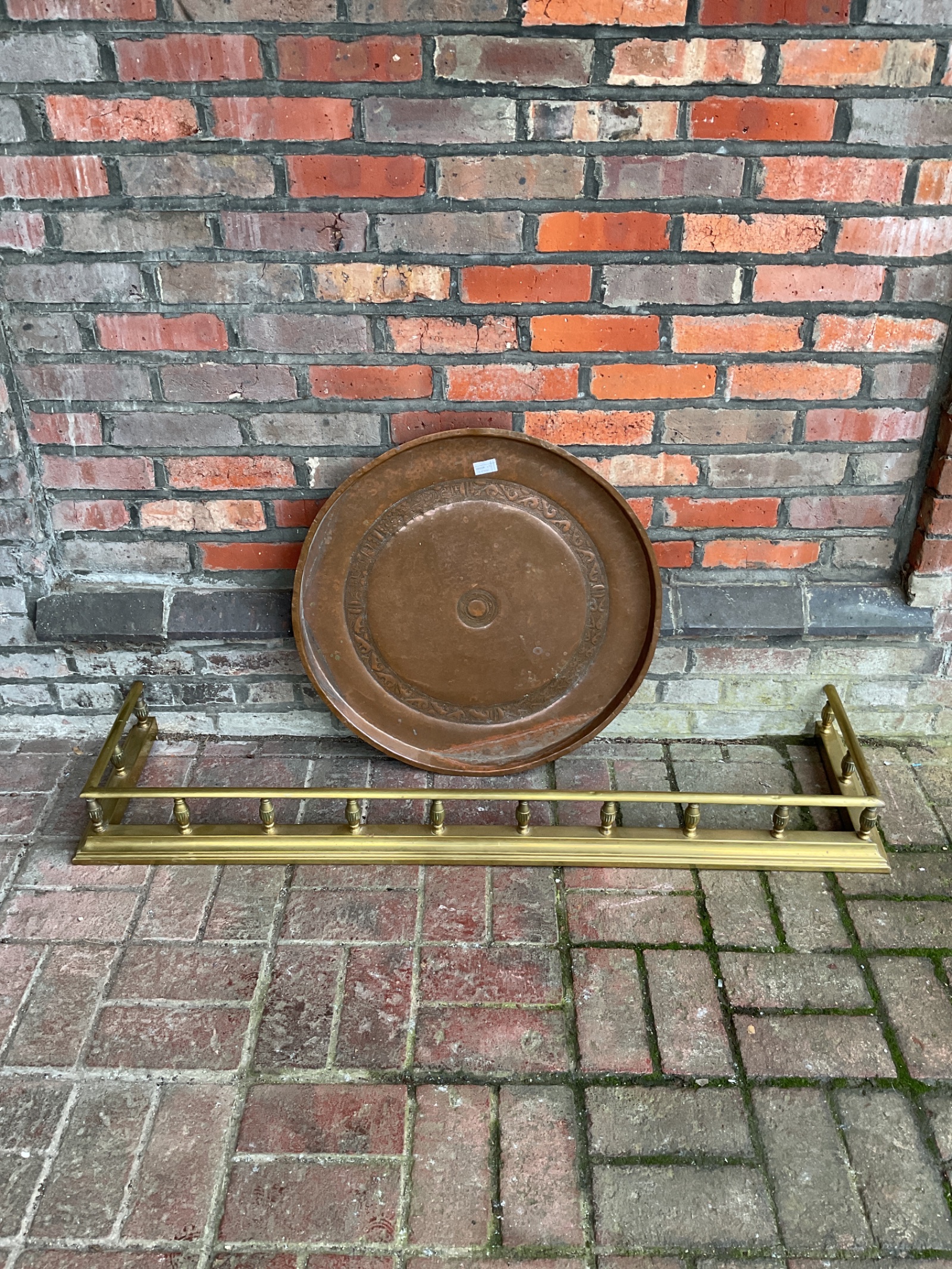 067 Antique brass fireplace fender & large persian copper charger tray