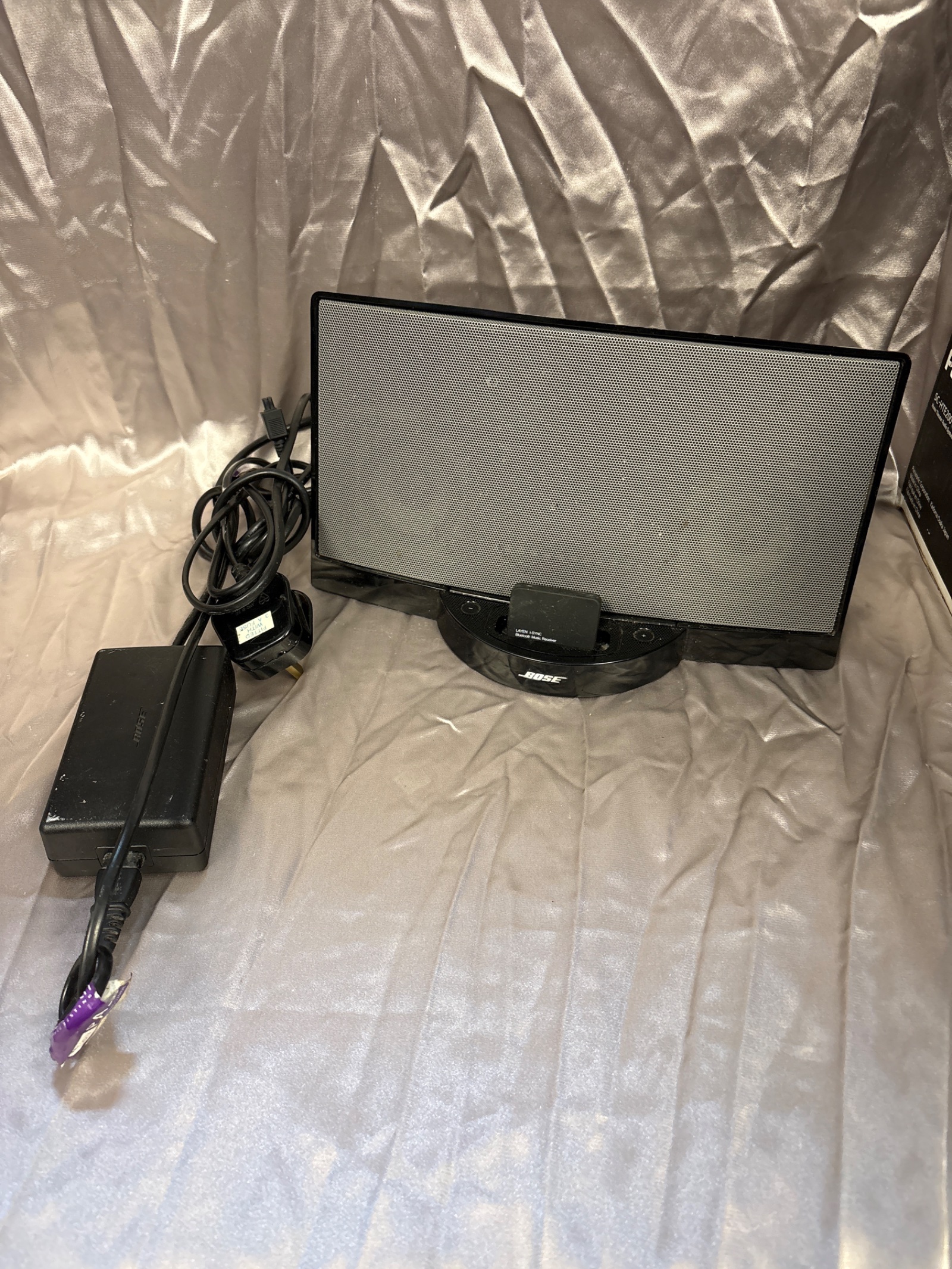 189 Bose sound dock digital music system