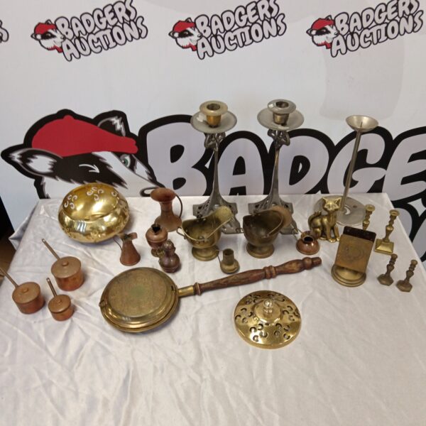 Vintage brass and copper lot with candlesticks and miniature pots.