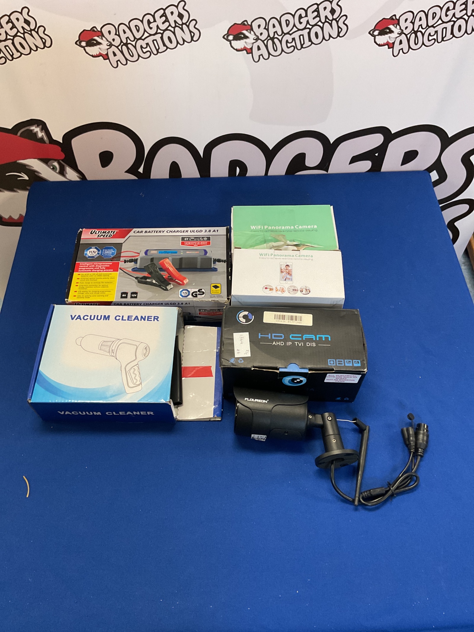 238 Mixed items inc car battery charger, security cameras and vacuum cleaner