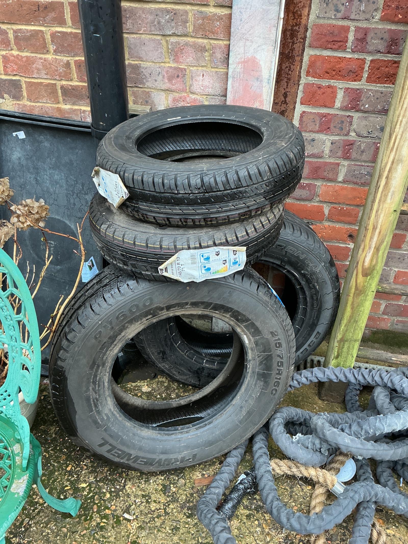 1063 Four car tyres