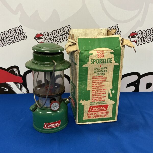 Vintage Coleman 335 Sport Lite camping lantern in good condition.