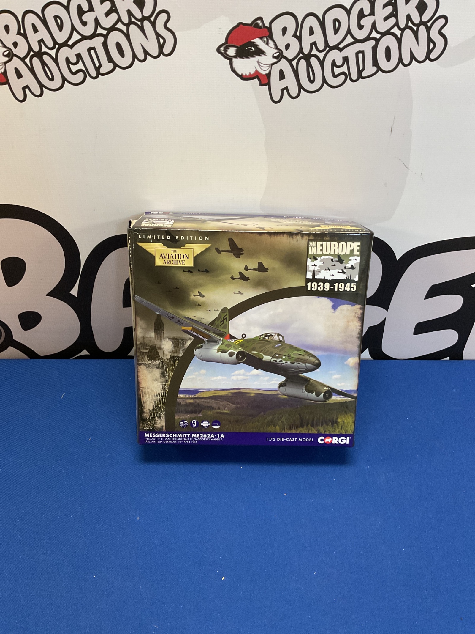 427 Corgi Messerschmitt ME262A-1A Limited Edition Aviation Archive diecast model